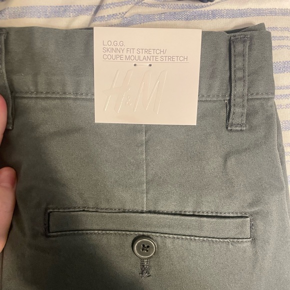 H&M Skinny Fit Stretch Green Pants - Picture 2 of 3
